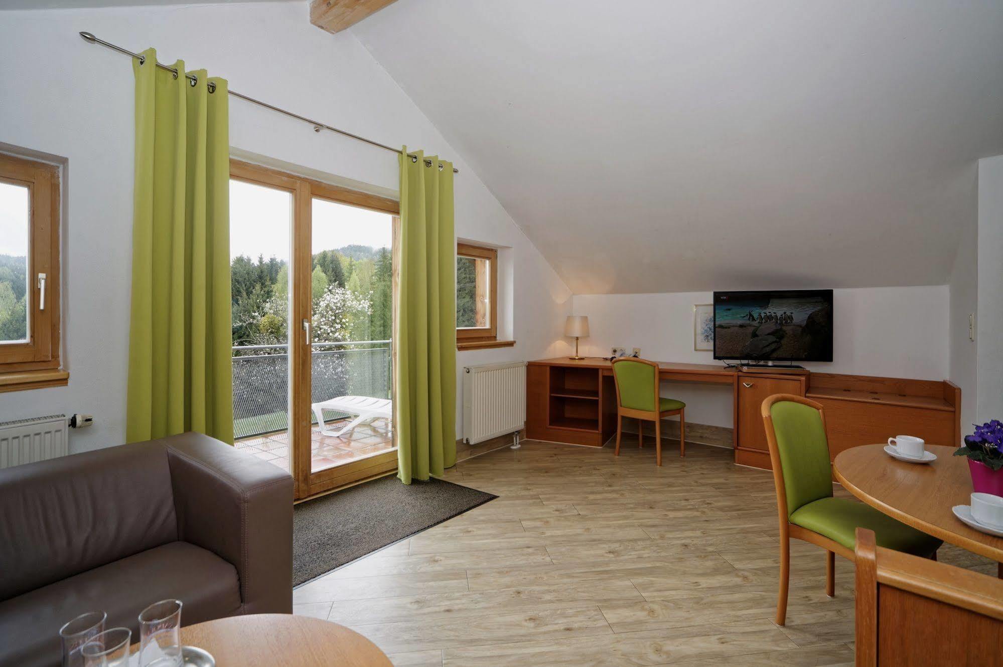 Village Hotel Bayerischer Wald Neukirchen  Dış mekan fotoğraf